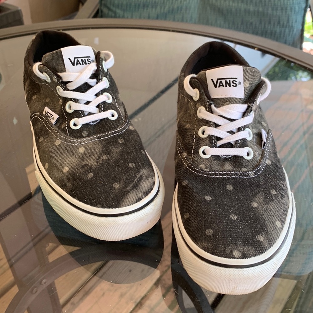 Vans Off the Wall US 6.5 women Old Skool